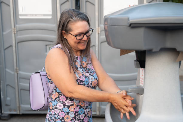Best Portable toilet rental cost  in Eureka, CA